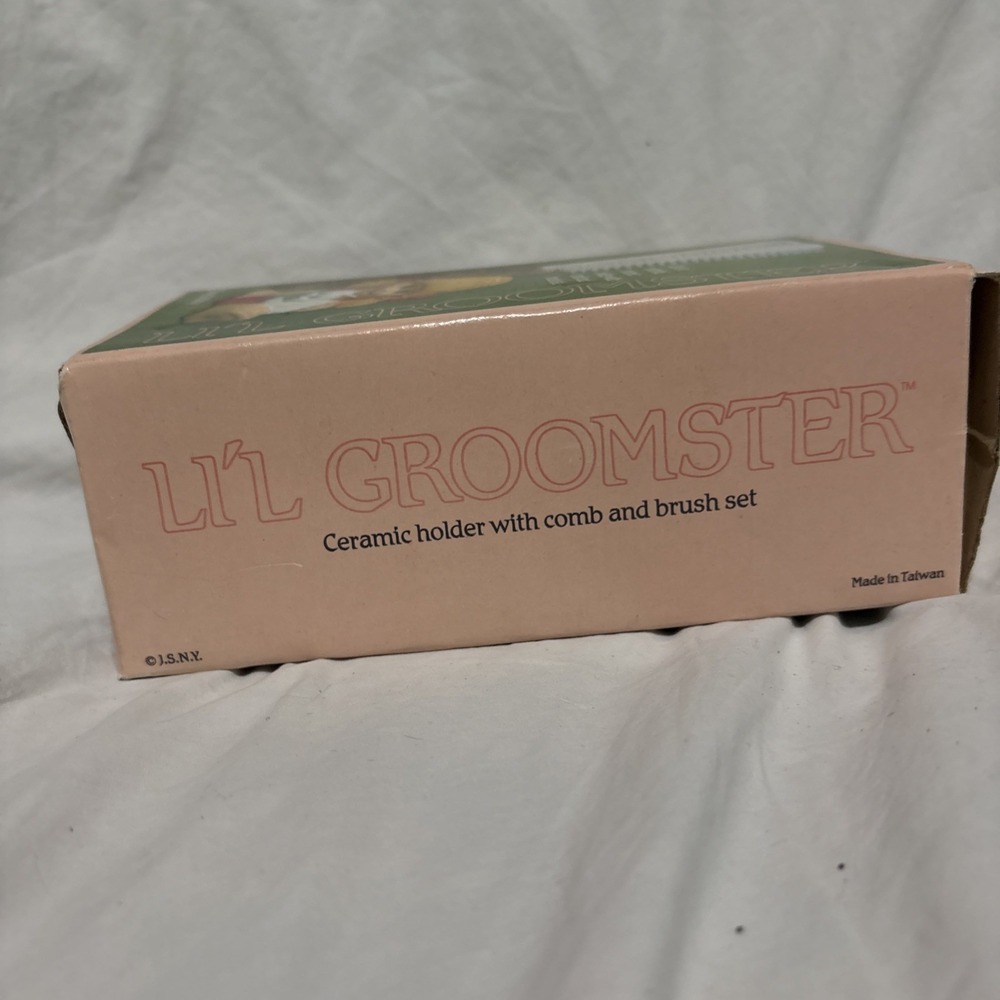 VINTAGE Lil Groomster Brush and Comb Set Ceramic Holder #5394G Missy And Kitty - Picture 3 of 8